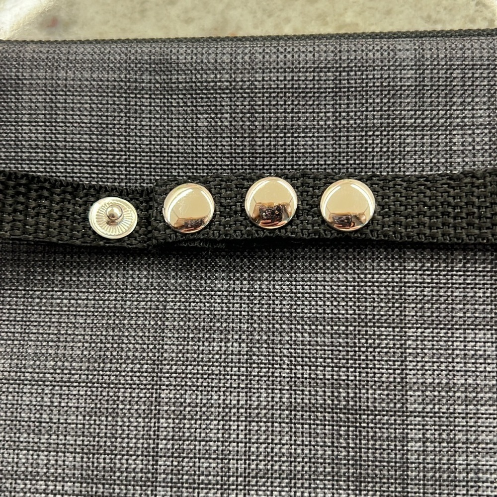 Thirty-One Pocket-A-Tote - Picture 2 of 5